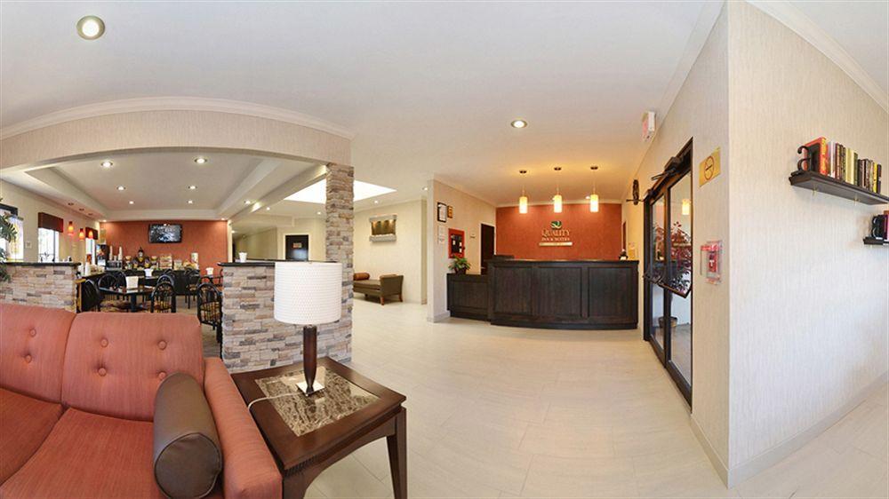 בומונט Quality Inn & Suites מראה חיצוני תמונה