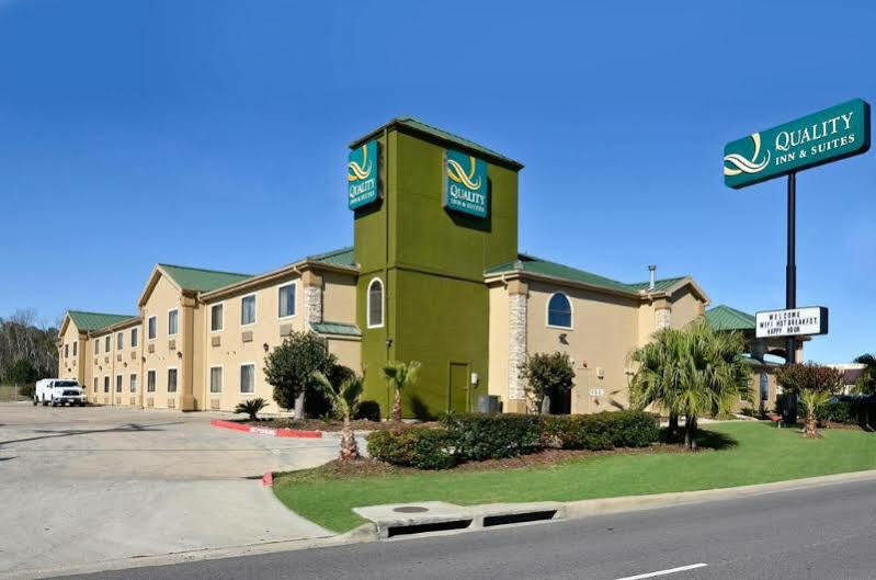 בומונט Quality Inn & Suites מראה חיצוני תמונה